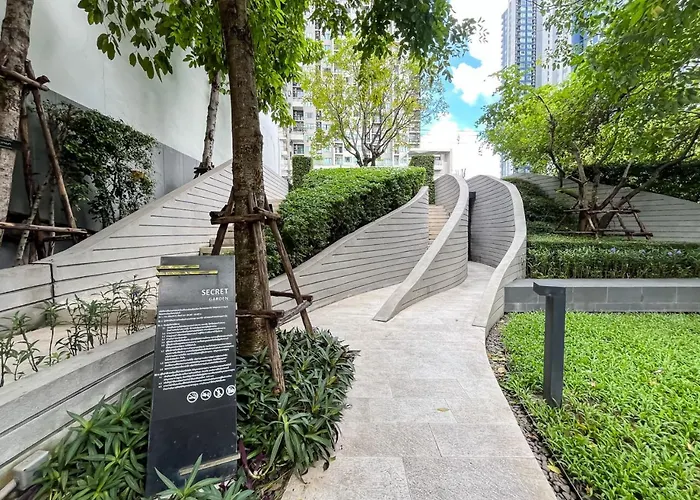 Apartment Near Bts L Sukhumvit L Pool And Sauna Bangkok