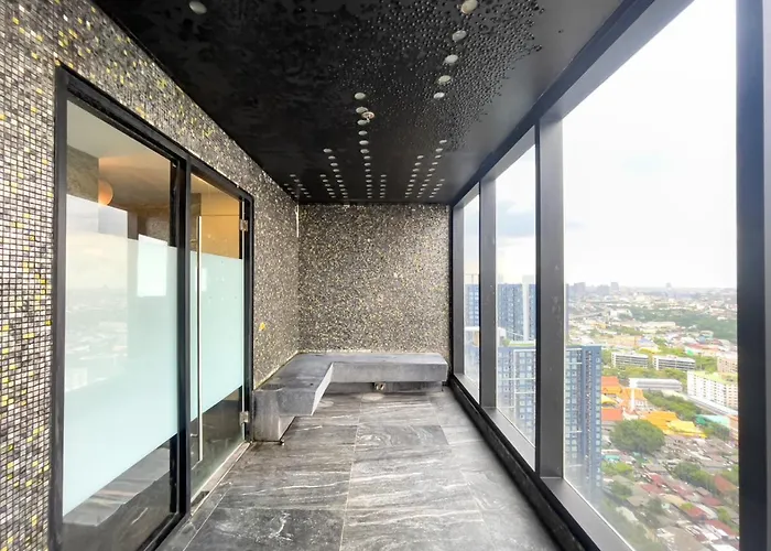 Apartment Near Bts L Sukhumvit L Pool And Sauna Bangkok